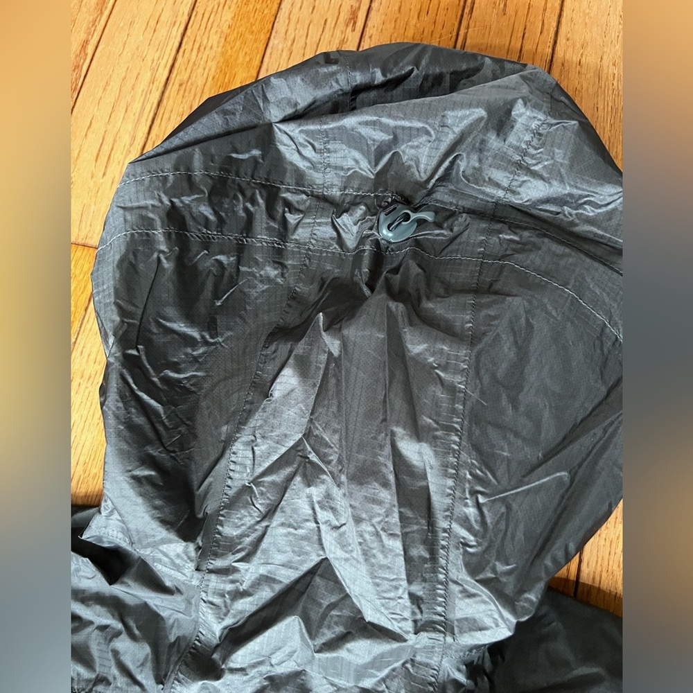 Outdoor Research Helium II Rain Jacket Men’s Small Gray Lightweight Packable - Picture 10 of 14